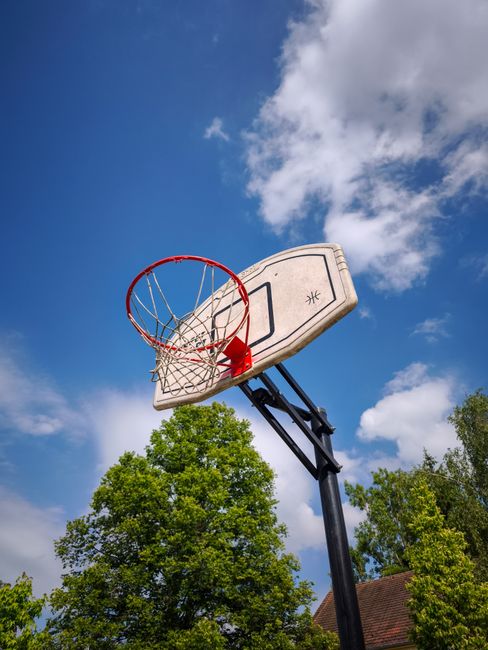头号种子顺利开门红！头号萨巴伦卡2-0博萨斯·马内罗